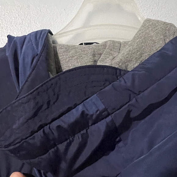 Water Resistant Jacket - Picture 5 of 7